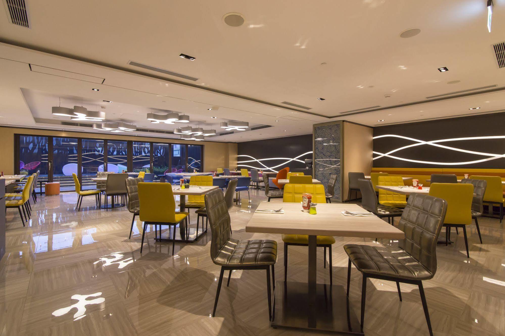 Aloft Taipei Beitou Hotel Екстериор снимка